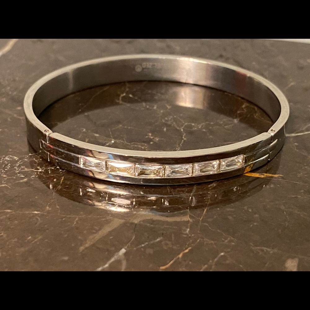 Manuel Zed stainless steel bangle